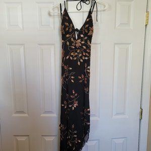 Cache formal dress
